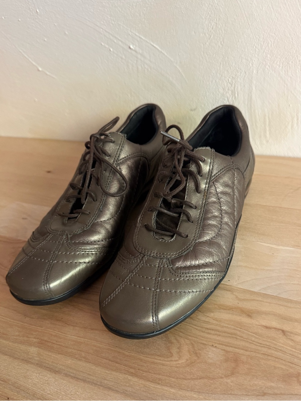 Y2K | Rockport | Bronze Metallic Leather Lace Up Sneaker Oxfords | Size 8